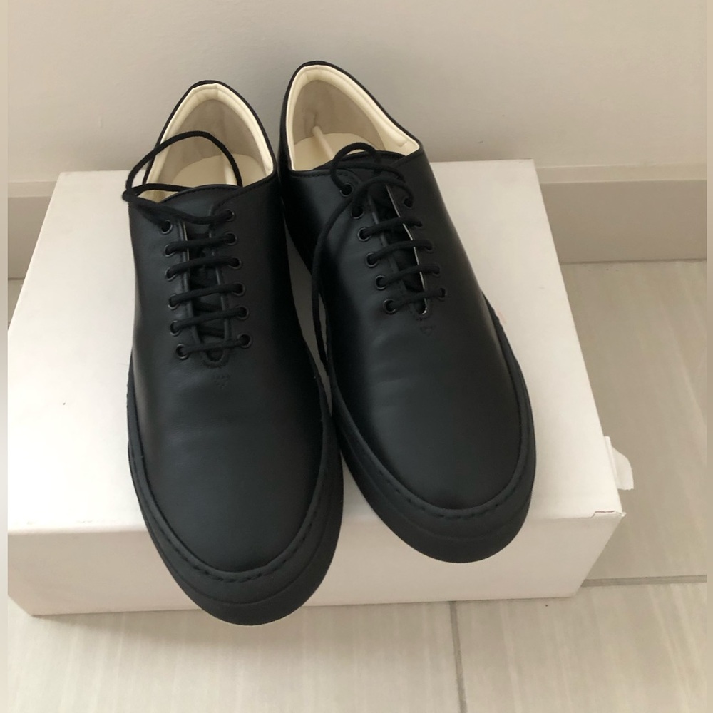 The Row 40.5, Marie H Sneakers, Black leather - Picture 4 of 10